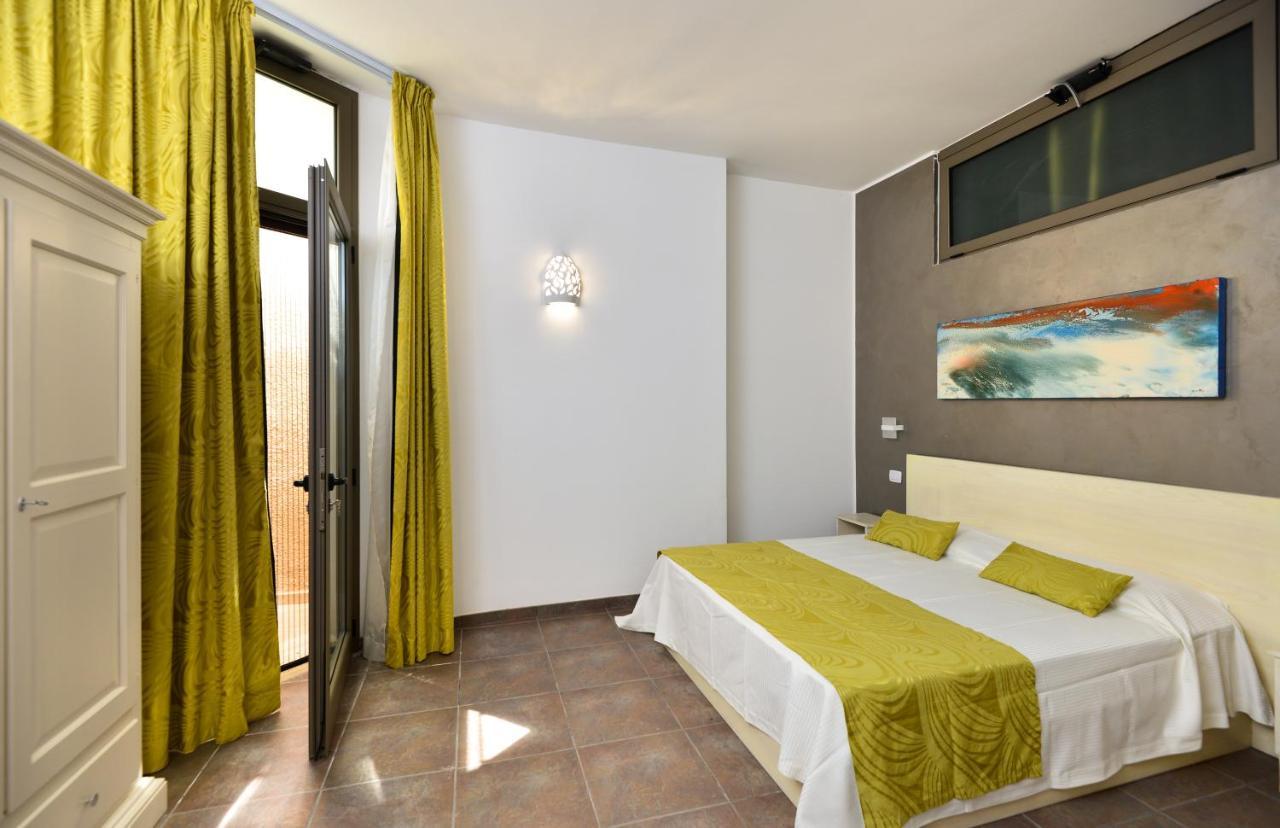 Damavi Suite 2 Torre dell'Orso Exterior photo