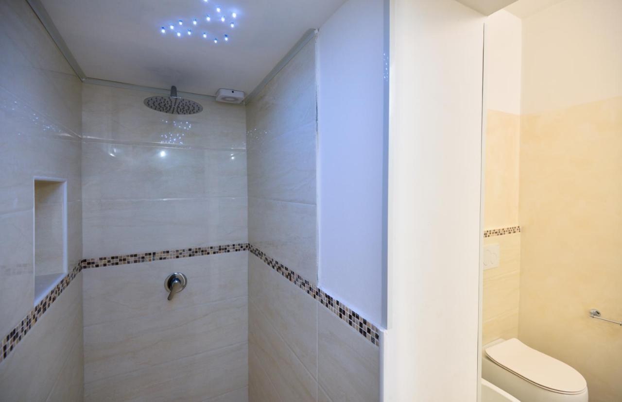 Damavi Suite 2 Torre dell'Orso Exterior photo