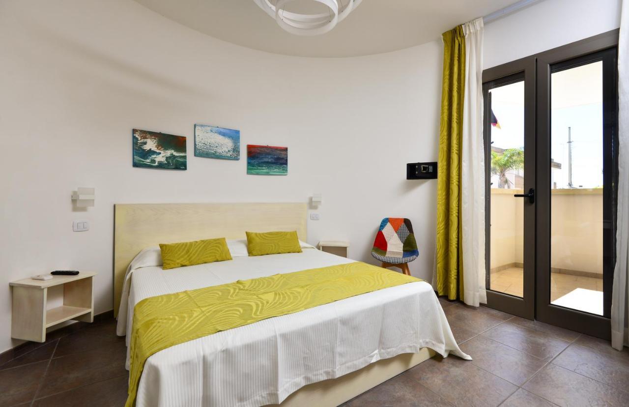 Damavi Suite 2 Torre dell'Orso Exterior photo
