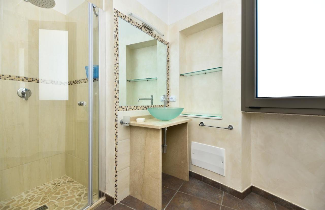 Damavi Suite 2 Torre dell'Orso Exterior photo