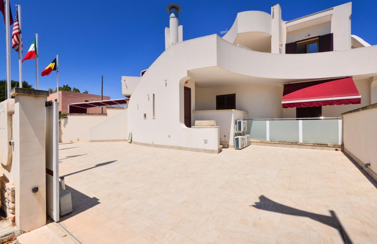 Damavi Suite 2 Torre dell'Orso Exterior photo