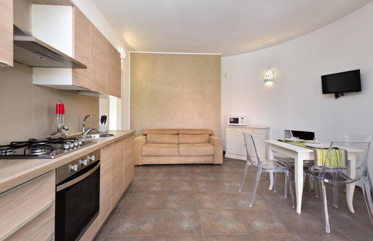 Damavi Suite 2 Torre dell'Orso Exterior photo